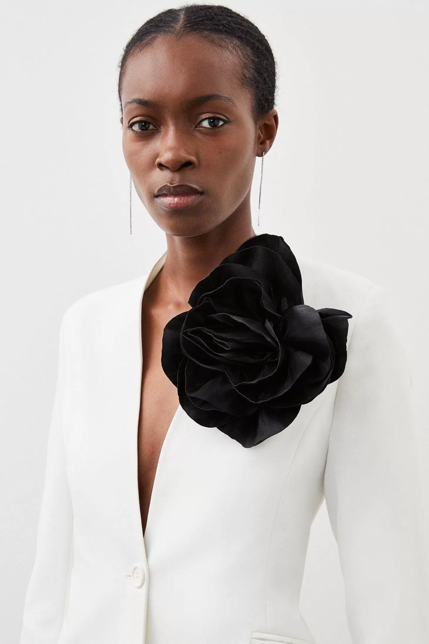 Karen Millen Clean Tailored Corsage Detail Collarless Blazer