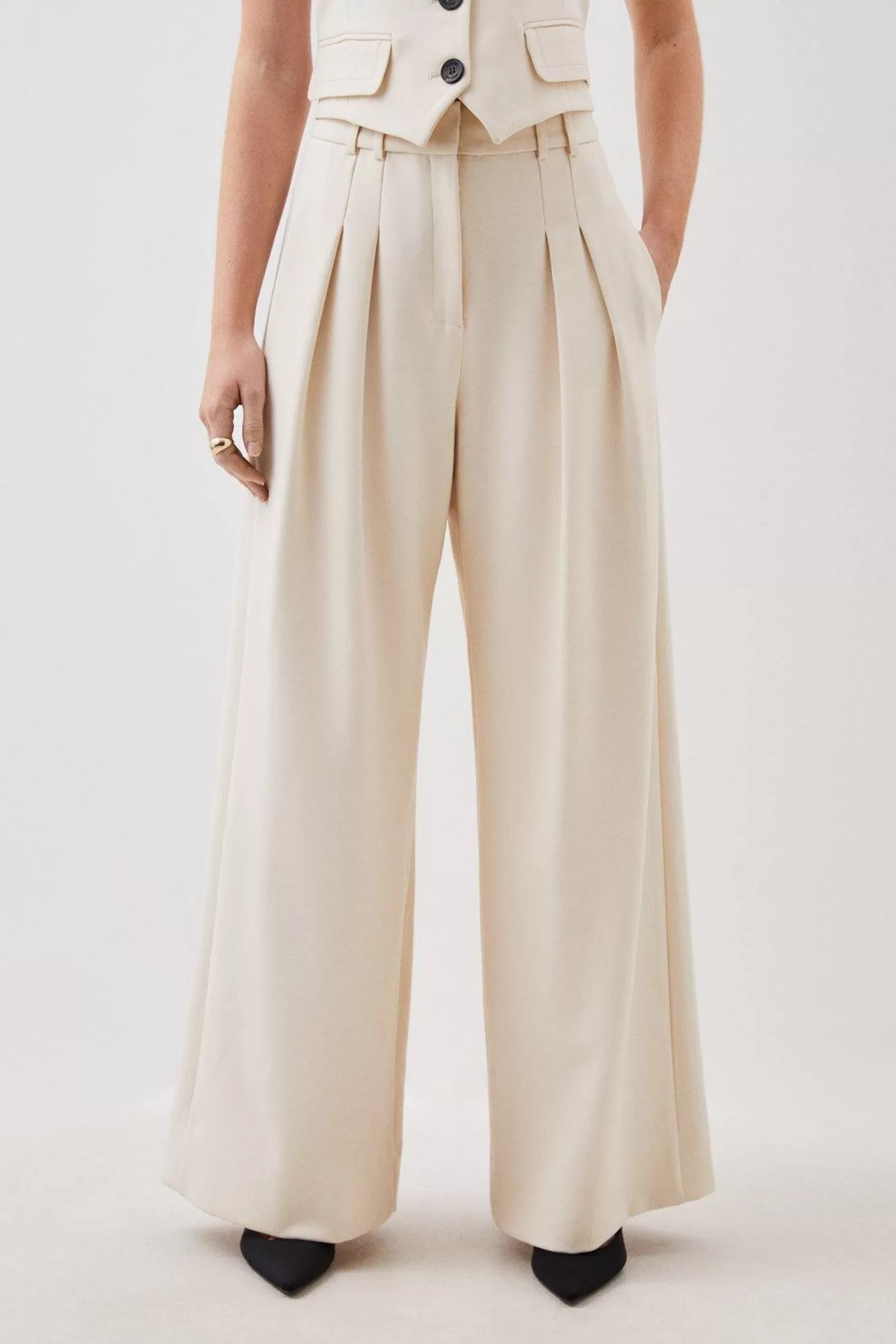 Karen Millen Compact Stretch Tailored Pleated Straight Leg Pants