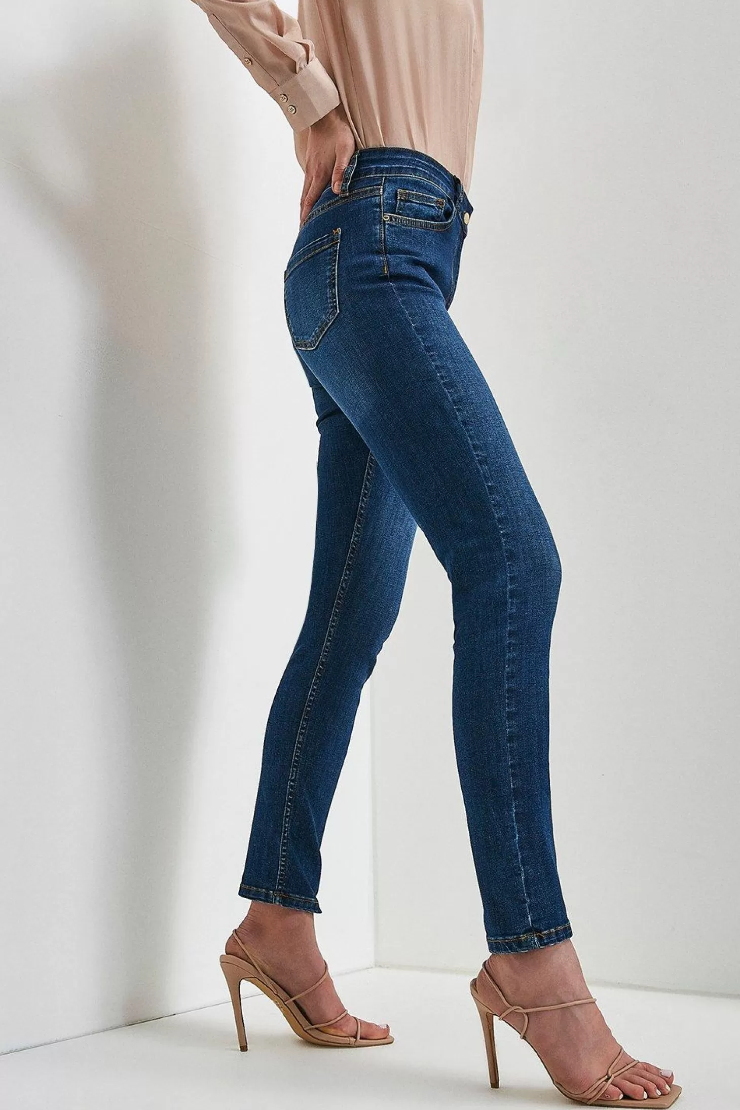 Karen Millen Mid Rise Slim Leg Jeans