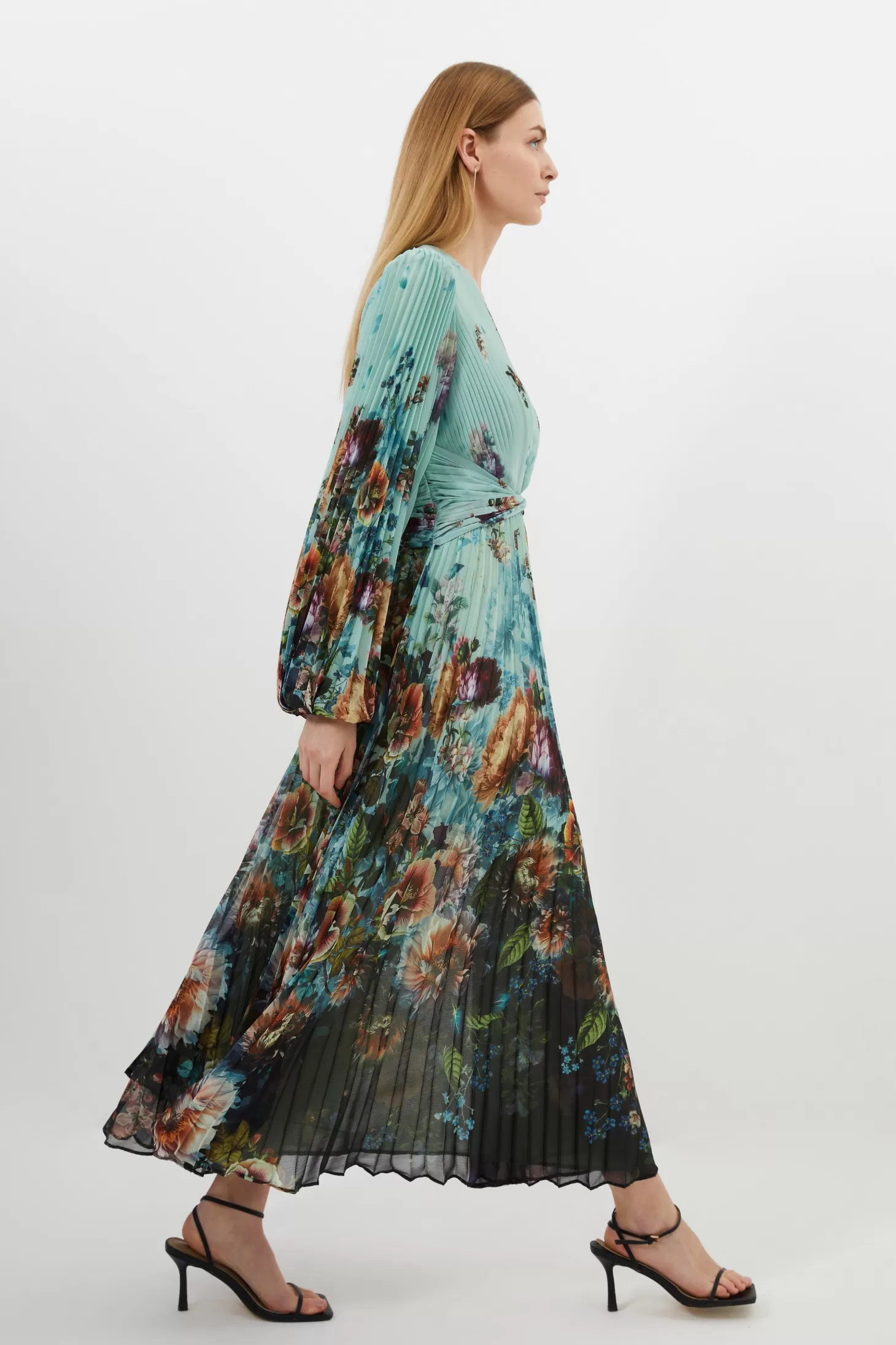 Karen Millen Petite Printed Pleated Yoryu Crinkle Cut Out Woven Maxi Dress