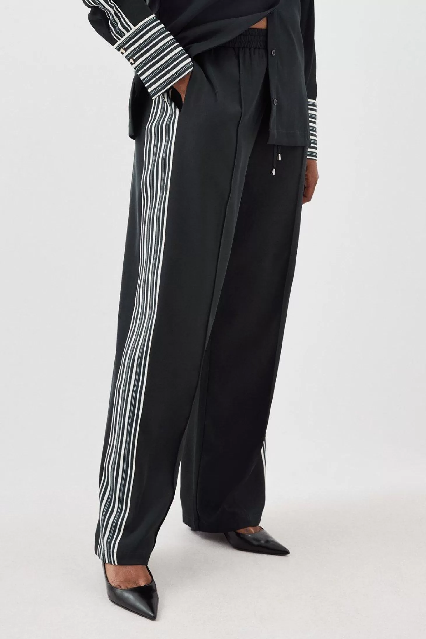 Karen Millen Plus Size Contrast Twill Woven Wide Leg Pants
