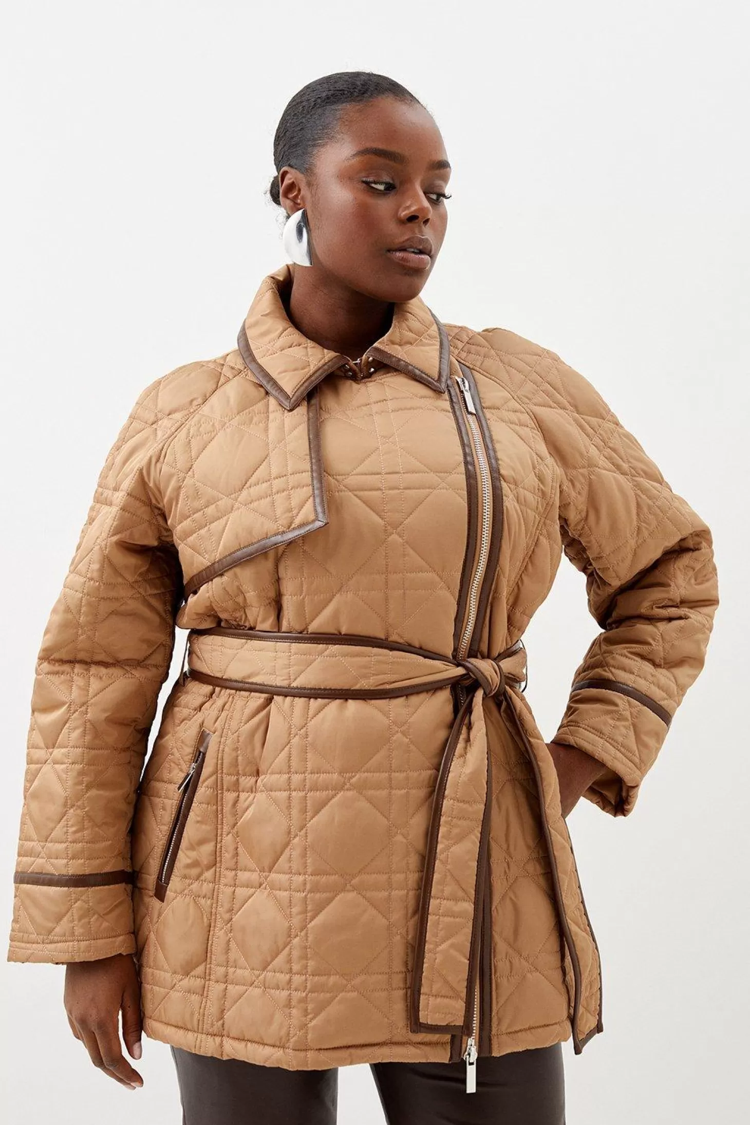 Karen Millen Plus Size Diamond Quilt Contrast Binding Short Trench Coat