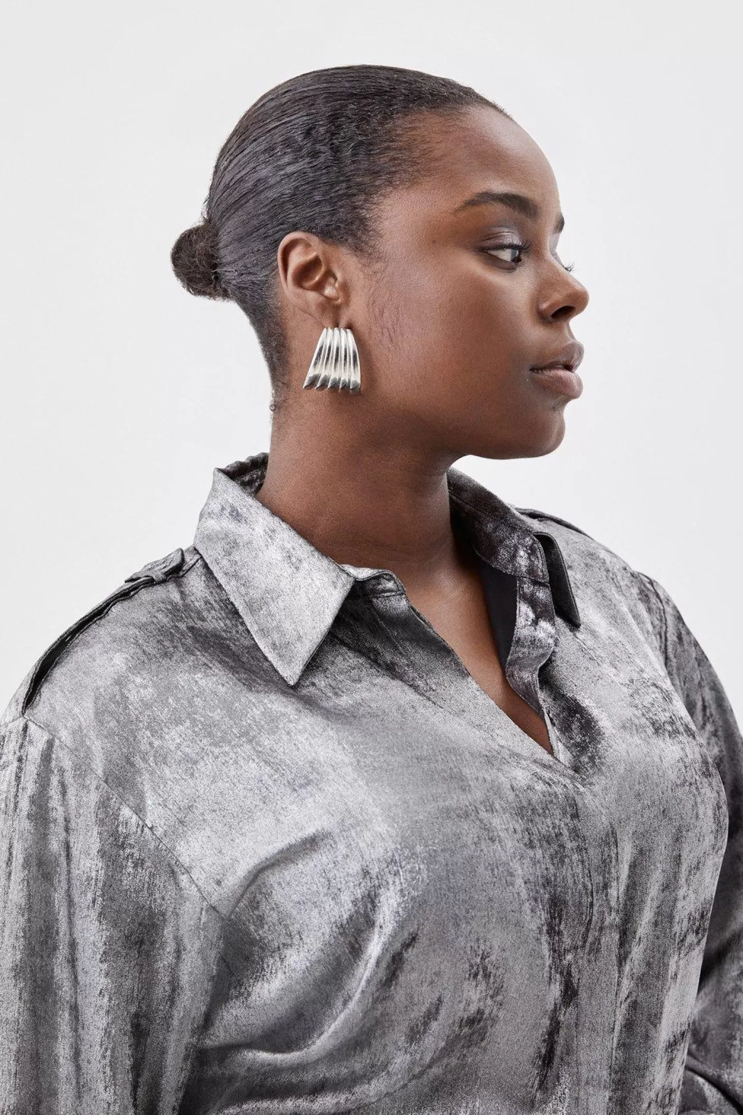 Karen Millen Plus Size Metallic Long Sleeve Collared Woven Shirt